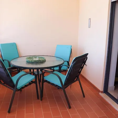 Luxury Penthouse In Privatecondo דירה